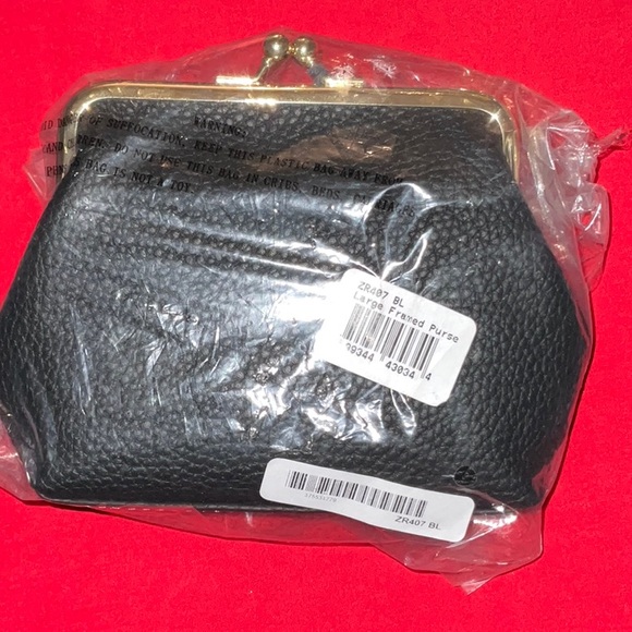 NWT Dooney & Bourke Large Framed Purse - Picture 14 of 14